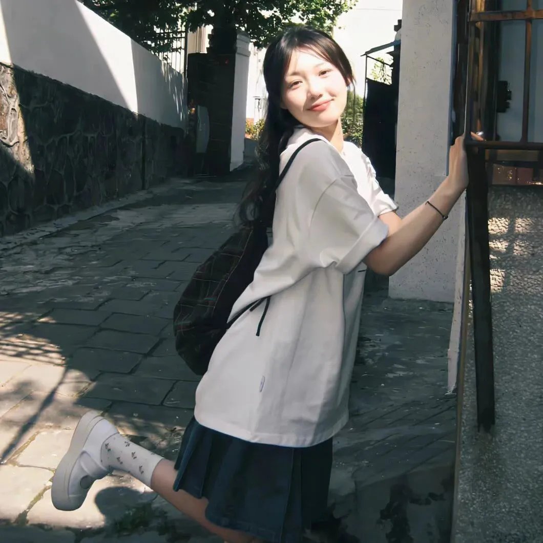 小精灵乔莉